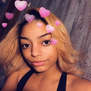 Meet your Posher, Noel